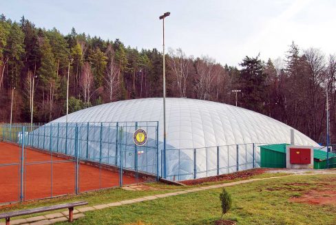 Krytá hala - Tenisový klub